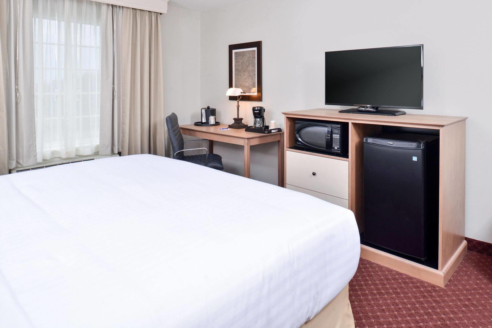 Appomattox Inn And Suites Bagian luar foto