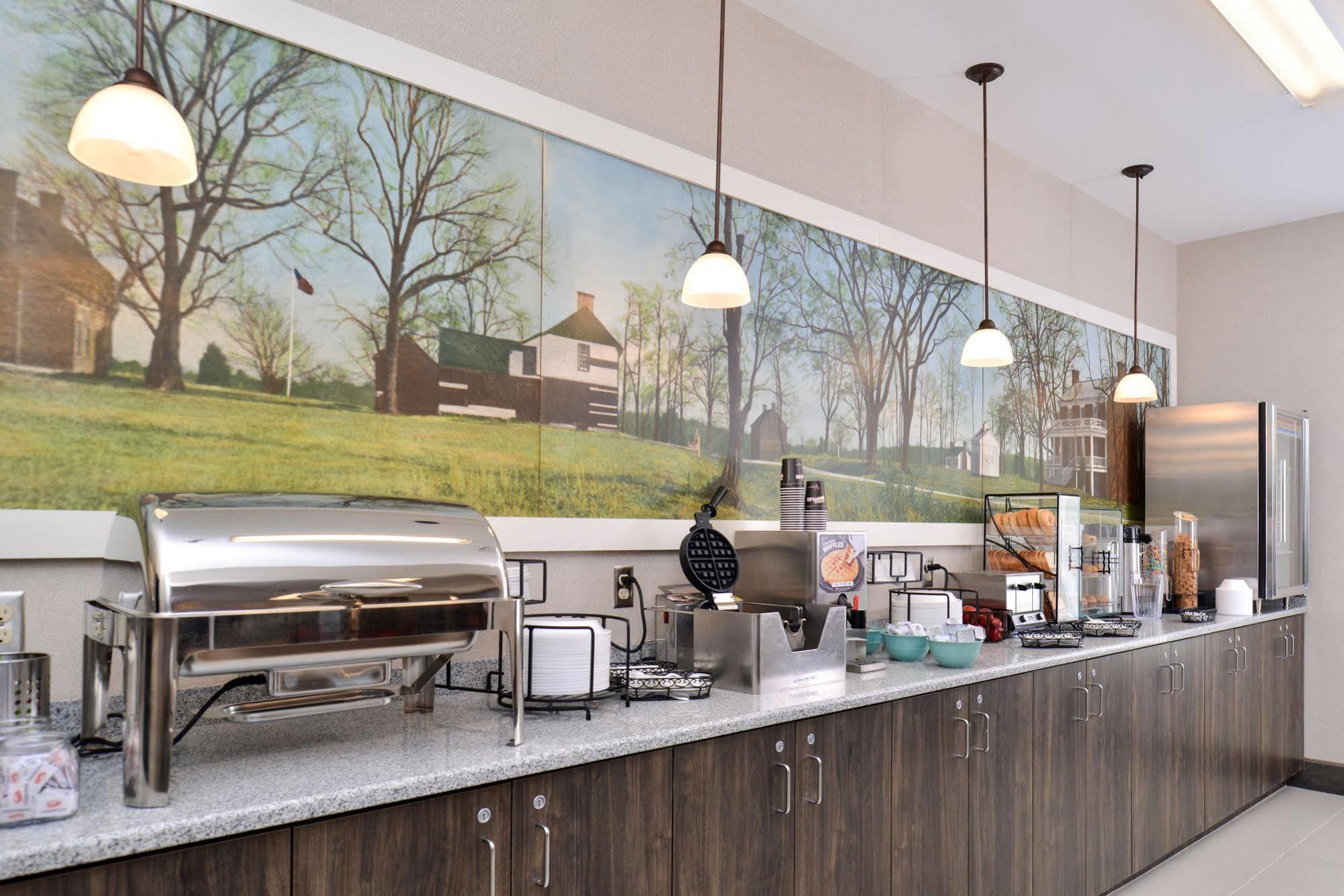 Appomattox Inn And Suites Bagian luar foto