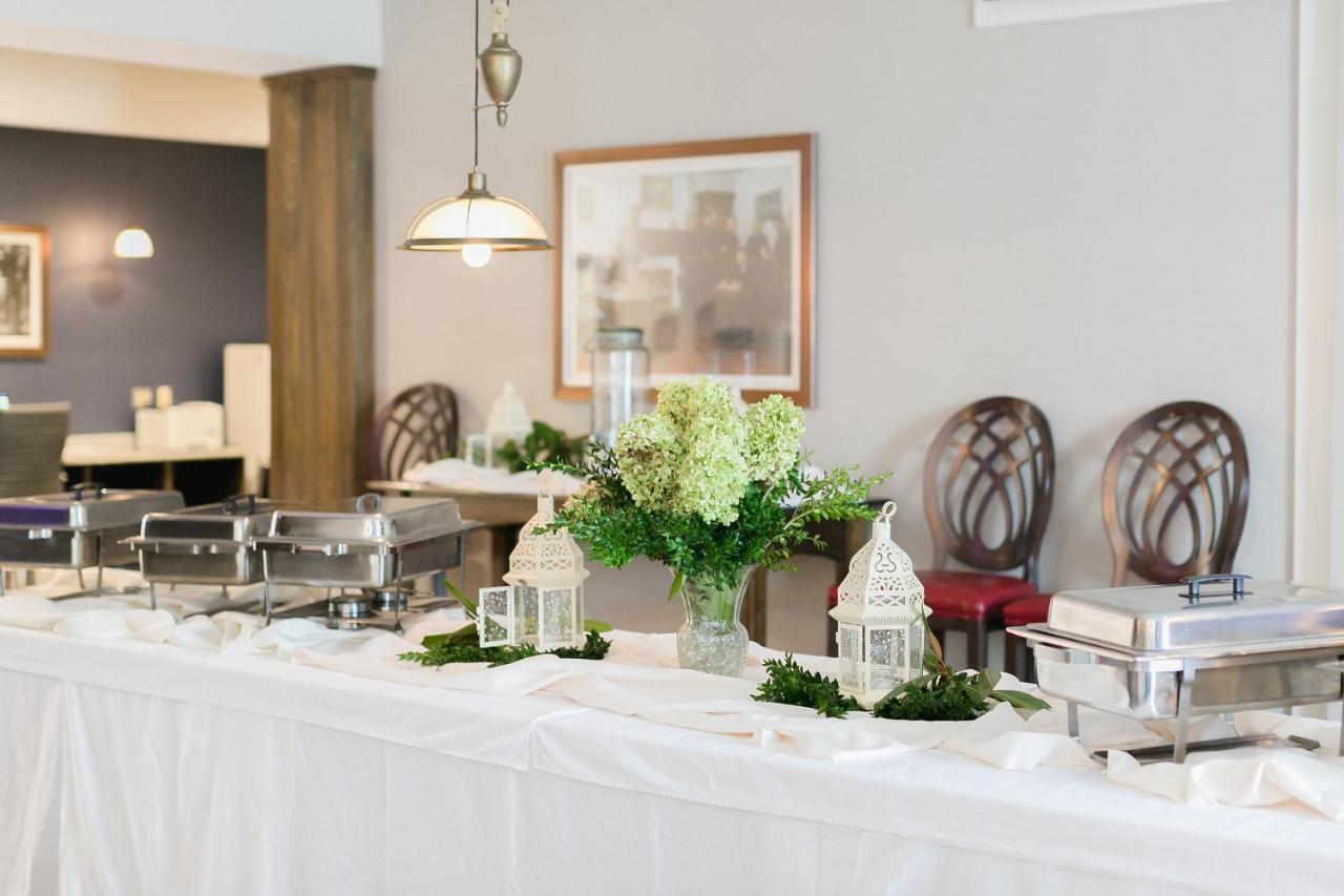 Appomattox Inn And Suites Bagian luar foto